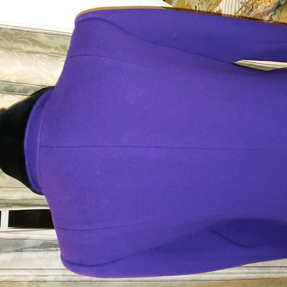 Vintage Christian Dior Purple Wool Coat with Black Velvet Collar, size 6 - Picture 5 of 10